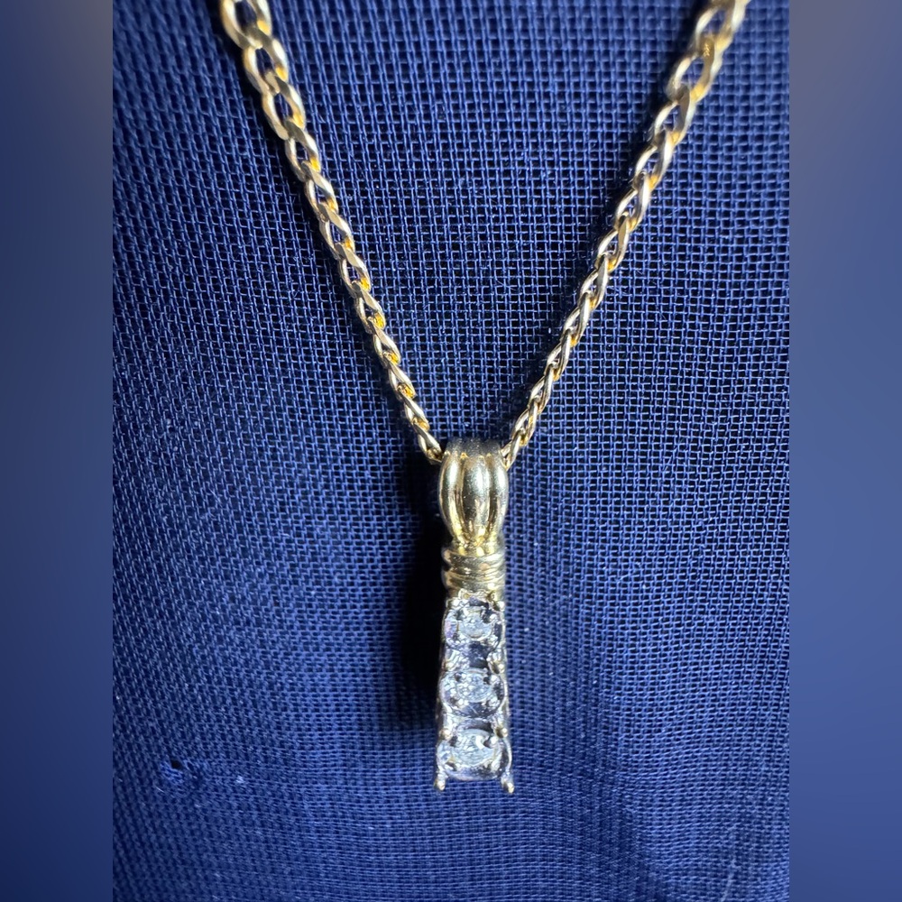 10k Elegant Gold and diamonds natural Pendant Necklace 18 inches ring Cuban 2.5m